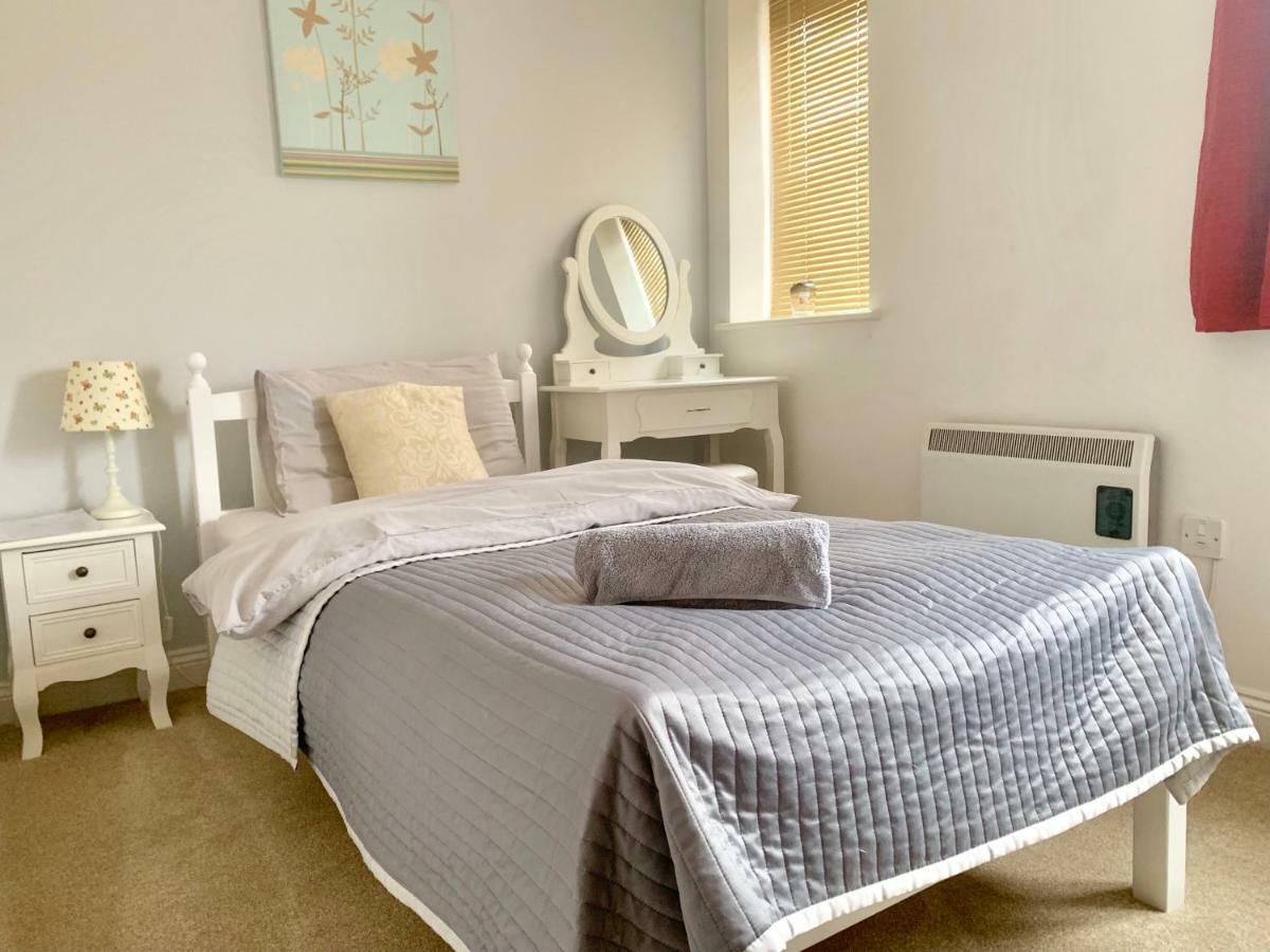 Lahnstein Court Apartment Kettering Ngoại thất bức ảnh